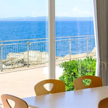 Apartment Rocamar 5 *
